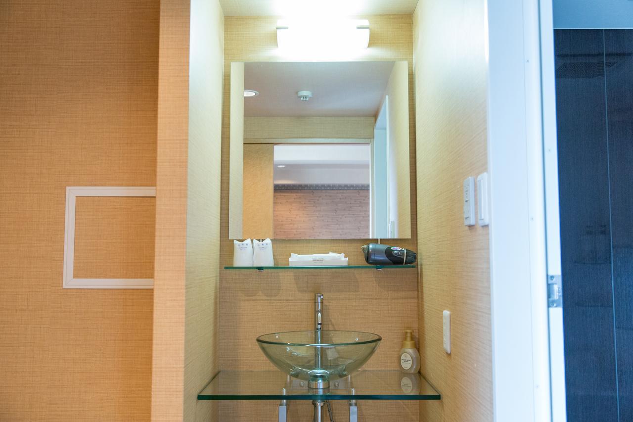 Uehonmachi Plaza Hotel (Adults Only) Osaka Exteriör bild