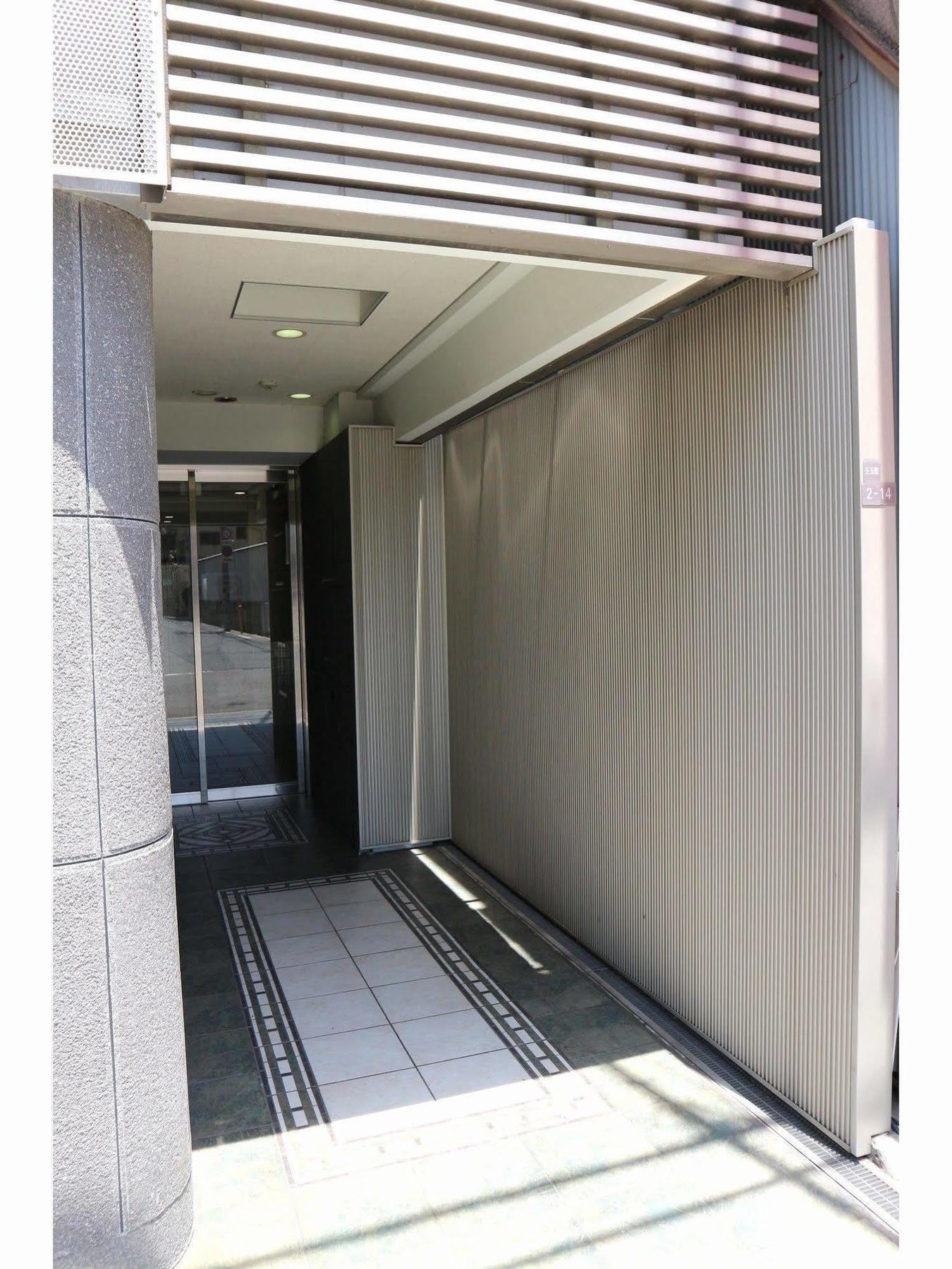 Uehonmachi Plaza Hotel (Adults Only) Osaka Exteriör bild