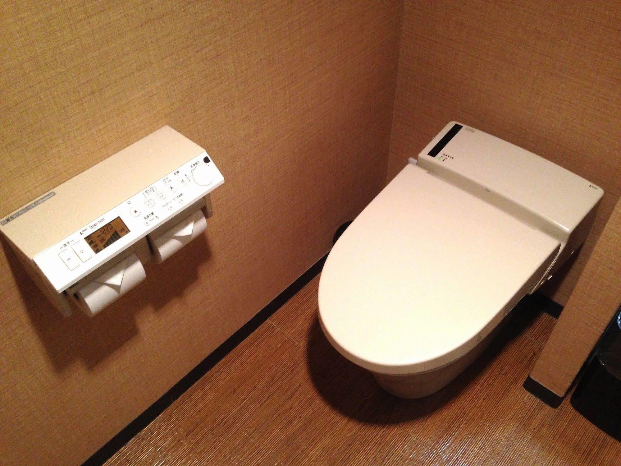 Uehonmachi Plaza Hotel (Adults Only) Osaka Exteriör bild