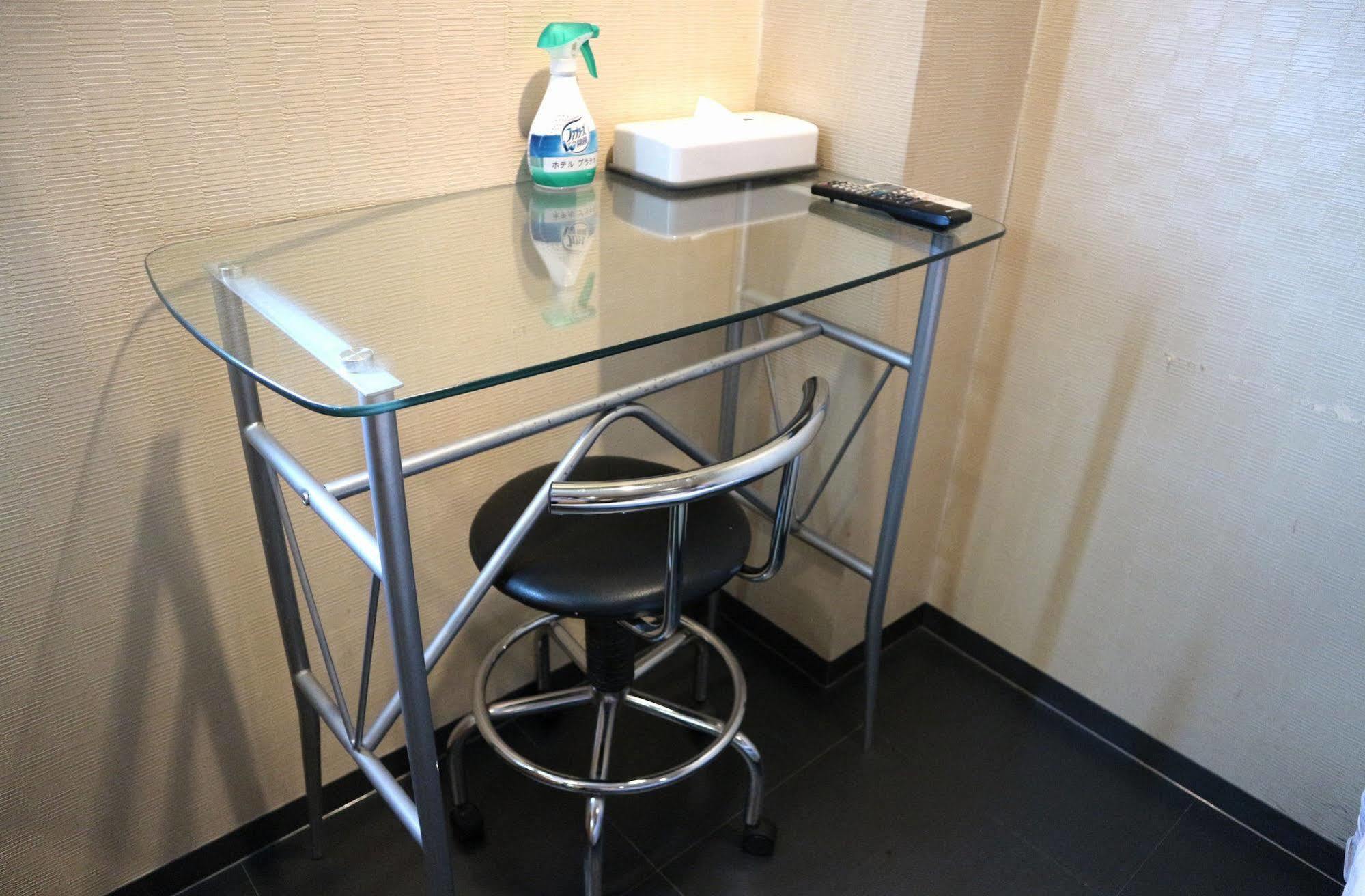 Uehonmachi Plaza Hotel (Adults Only) Osaka Exteriör bild