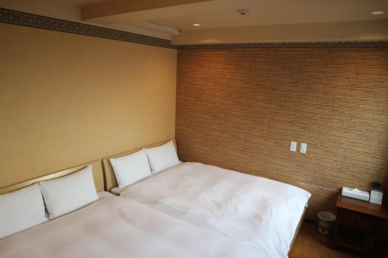 Uehonmachi Plaza Hotel (Adults Only) Osaka Exteriör bild