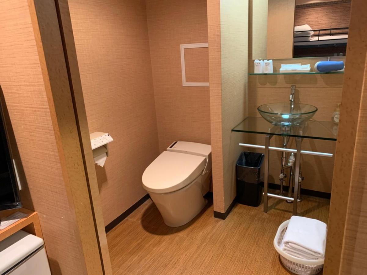 Uehonmachi Plaza Hotel (Adults Only) Osaka Exteriör bild